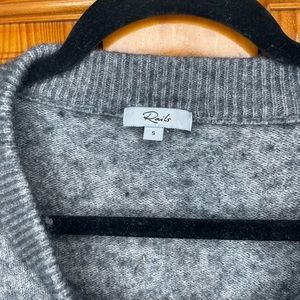 Gray sweater no holes with a tie front
